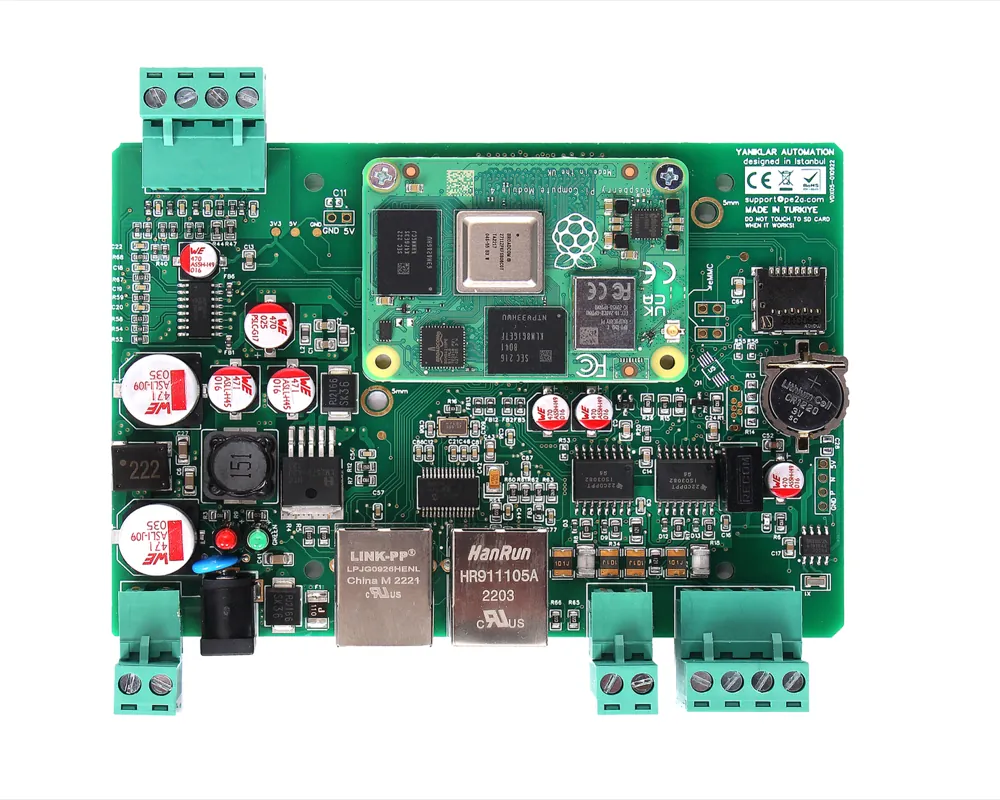 Türkiye'de tasarlanıp üretilen Compute Module taşıyıcı kart